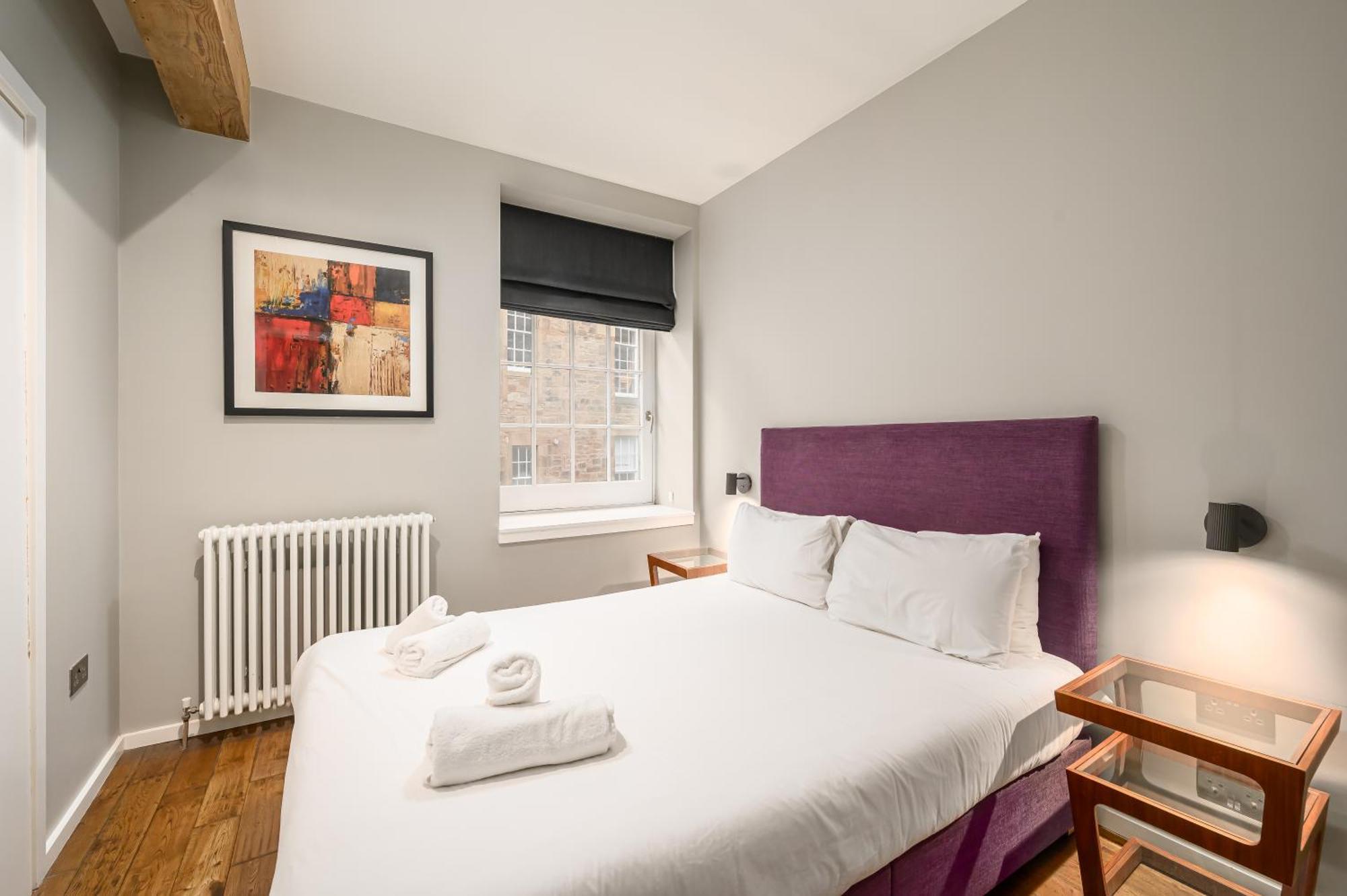 Destiny Scotland -The Malt House Apartments Edinburg Exteriör bild