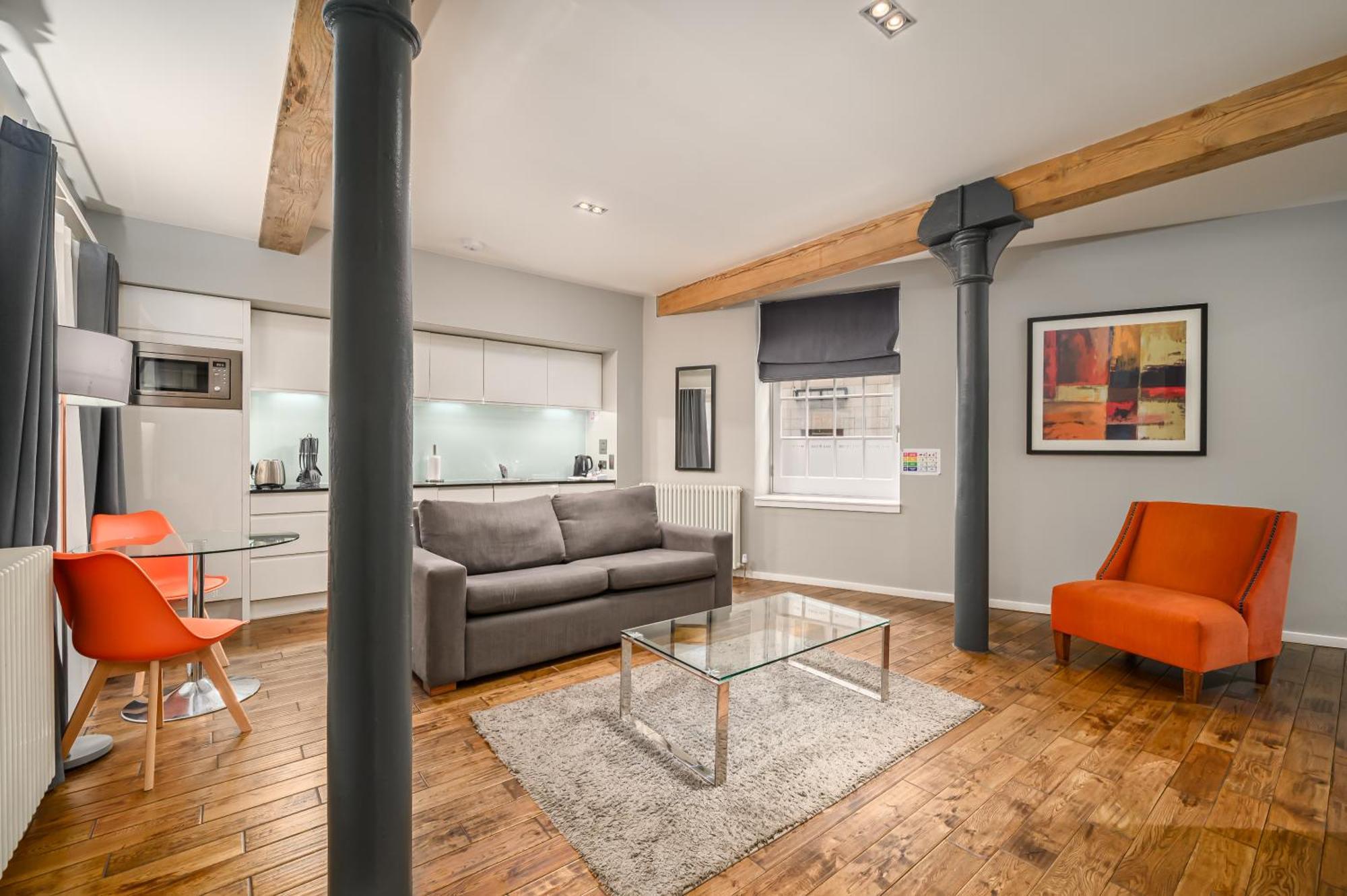 Destiny Scotland -The Malt House Apartments Edinburg Exteriör bild