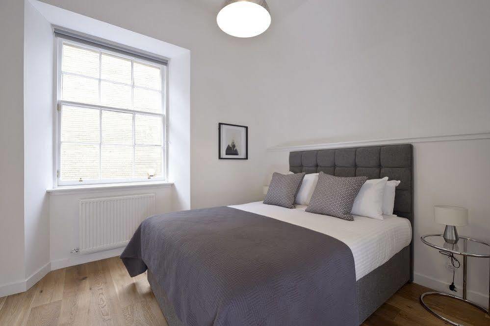 Destiny Scotland -The Malt House Apartments Edinburg Exteriör bild