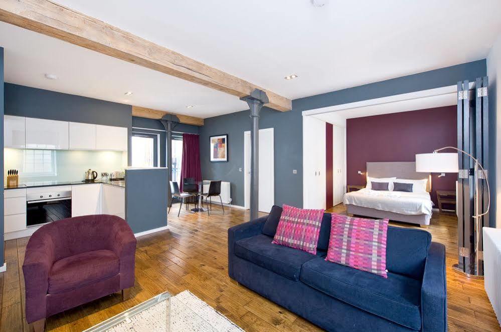 Destiny Scotland -The Malt House Apartments Edinburg Exteriör bild
