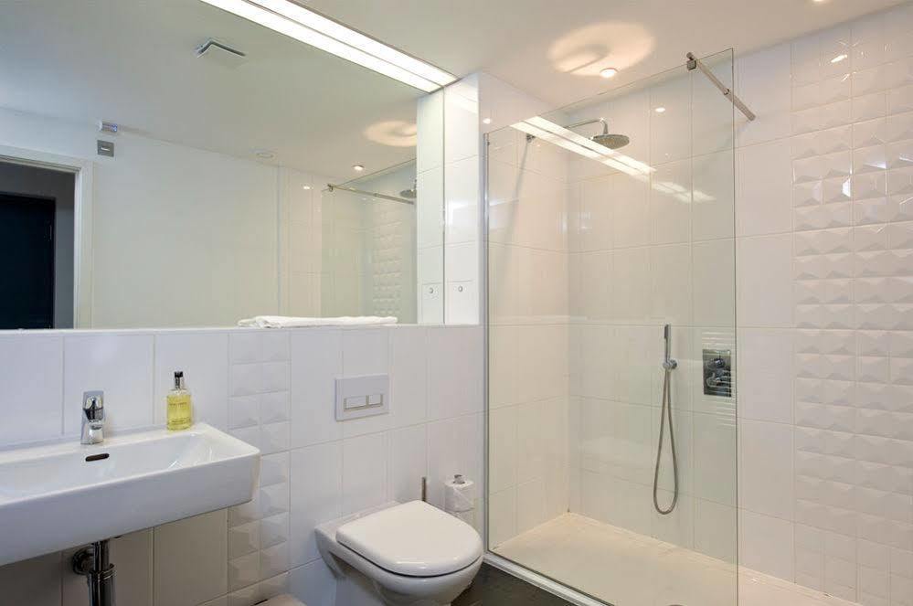 Destiny Scotland -The Malt House Apartments Edinburg Exteriör bild